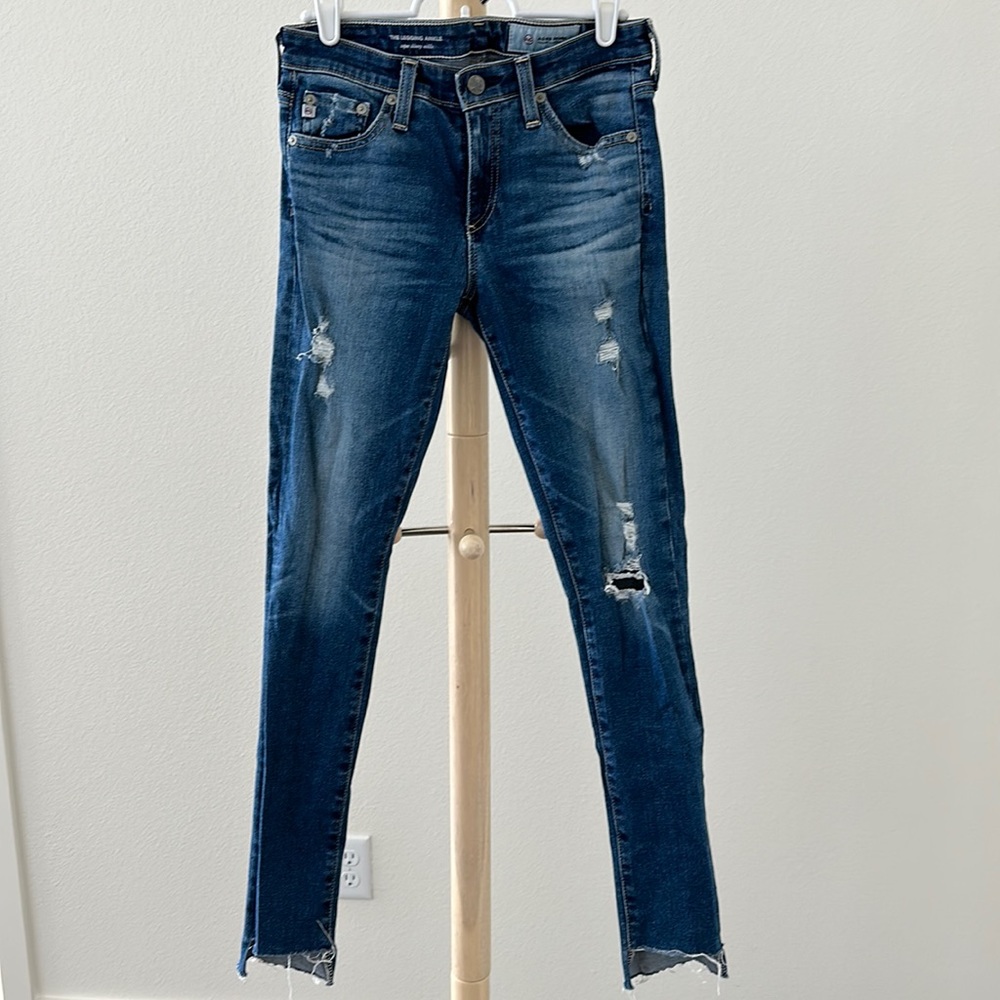 AG jeans distressed with hi-lo hem sz 25
